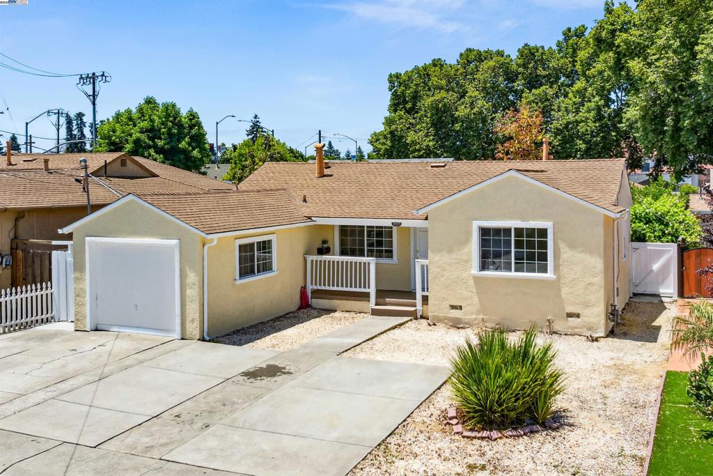 16829 Daryl Ave
