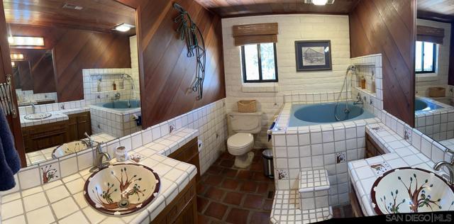 23684 Viejas Grade Rd, Descanso CA: https://media.crmls.org/mediaz/d5ecf2c2-be7a-4e6b-9452-76d6099aeb90.jpg