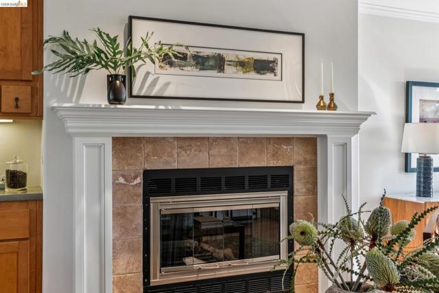 Image 6 of 51 For 5861 Bernhard Ave