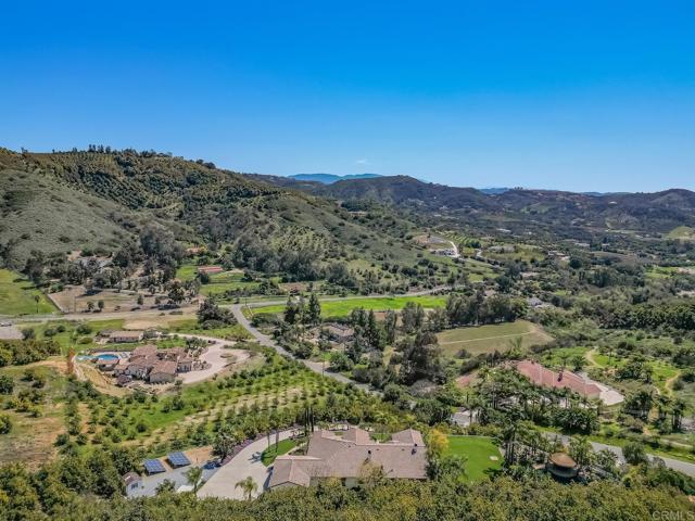 Image 43 of 63 For 25120 Las Palmeras
