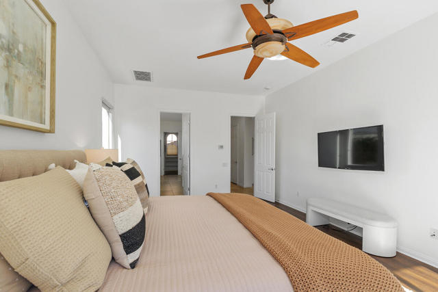 81071 Avenida Sombra, Indio CA: https://media.crmls.org/mediaz/d5ee5880-3e08-4225-a7e7-08abd65f5ab2.jpg