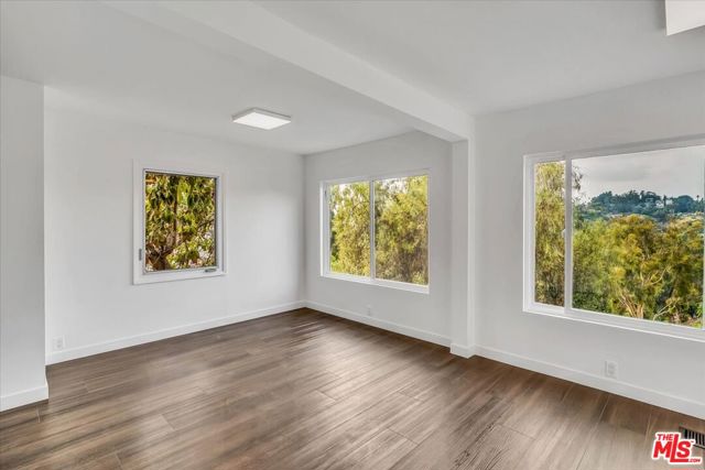 1915 Apex Avenue, Los Angeles CA: https://media.crmls.org/mediaz/d5efa70e-89f4-4604-b767-0f60a21b73ef.jpg