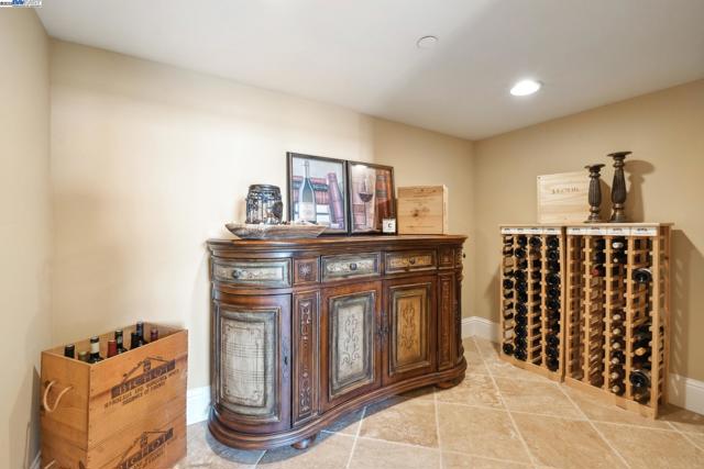 6340 Inspiration Ter, Pleasanton CA: https://media.crmls.org/mediaz/d5f03956-7d2b-4747-a76a-d0008e32a394.jpg