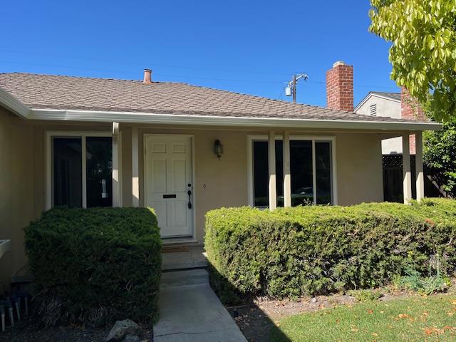 2233 W Hedding Street, San Jose CA: https://media.crmls.org/mediaz/d5f12592-d7c1-43c7-b576-bacc804e3911.jpg
