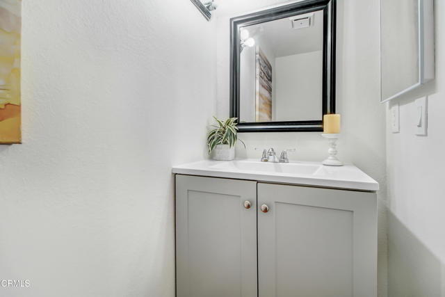 Detail Gallery Image 16 of 21 For 11971 Wicks St #20,  Sun Valley,  CA 91352 - 2 Beds | 2 Baths