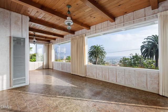 Detail Gallery Image 25 of 59 For 329 Mariposa Dr, Ventura,  CA 93001 - 4 Beds | 3 Baths