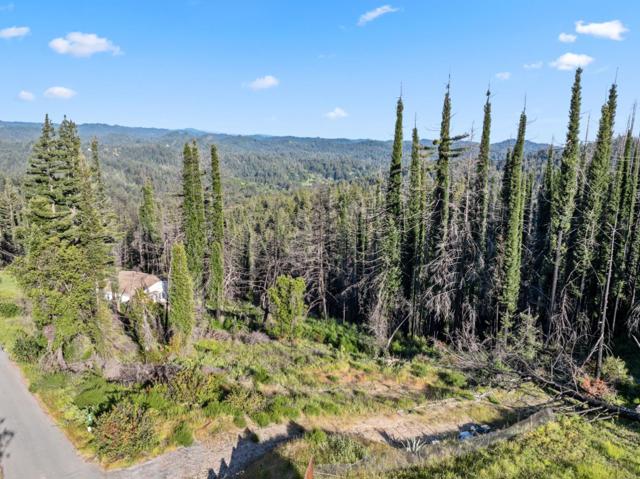 1410 Pinecrest Drive, Boulder Creek CA: https://media.crmls.org/mediaz/d5f39ff4-1315-43a7-95db-ef2b7f0f3706.jpg