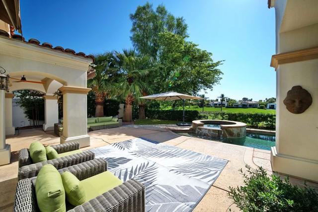 76357 Via Chianti, Indian Wells CA: https://media.crmls.org/mediaz/d5f41aa8-834d-4ffc-8ea5-bbf515f95571.jpg
