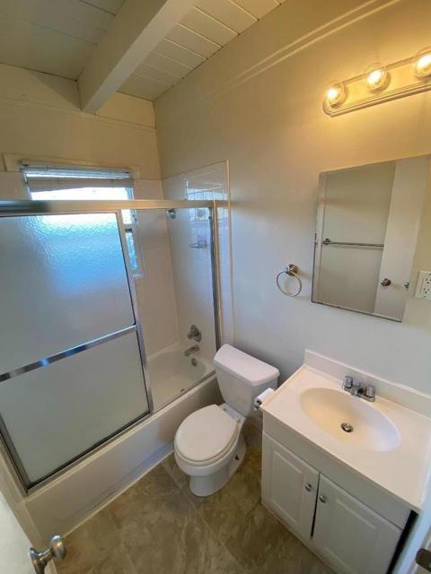 118 JACKSON Street, Redwood City CA: https://media.crmls.org/mediaz/d5f421ee-93ef-4eaf-aa86-e3b2f191879e.jpg