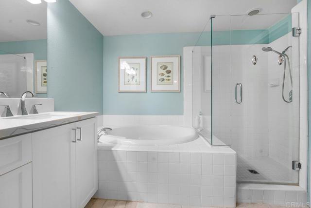 Detail Gallery Image 14 of 34 For 4021 Canario St #235,  Carlsbad,  CA 92008 - 3 Beds | 3 Baths
