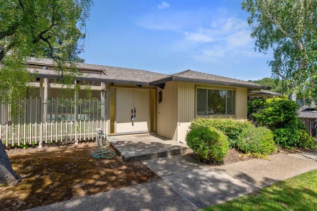 19363 Athos Place, Saratoga CA: https://media.crmls.org/mediaz/d5f489ea-65f6-403a-835e-d98f3ccbda44.jpg