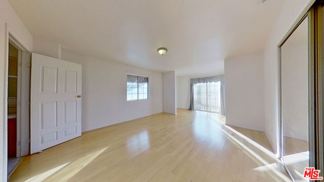 Image 3 for 668 N Mariposa Ave, Los Angeles, CA 90004