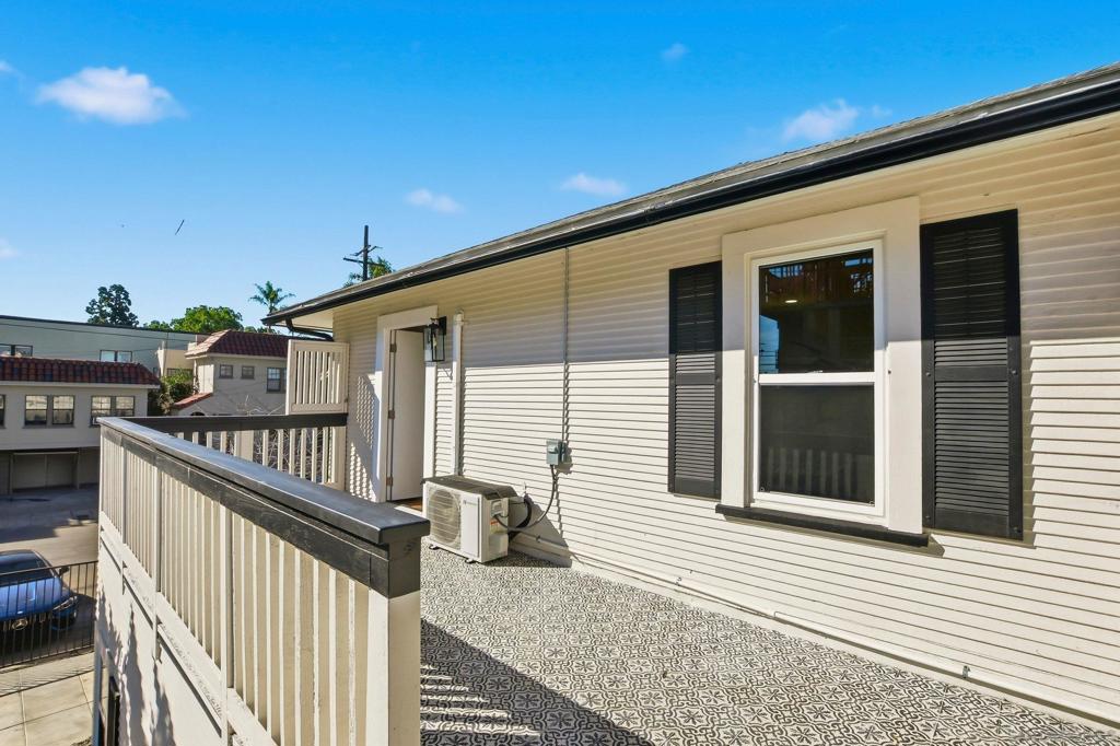312 Brookes Avenue