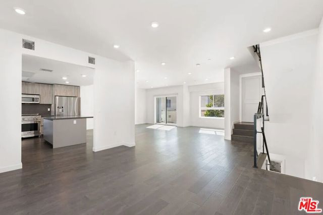 849 N Alta Vista Boulevard, Los Angeles CA: https://media.crmls.org/mediaz/d5f67af2-dc84-44c4-b803-54573760d874.jpg