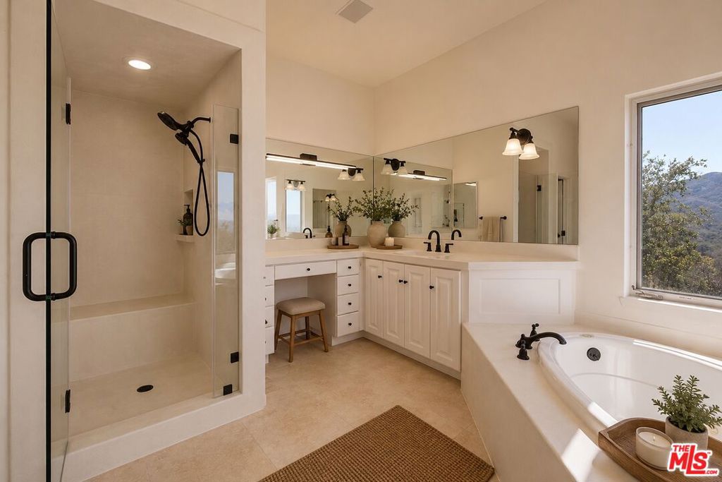 MLS #26867147 image #11