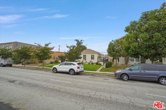 1903 Cabrillo Avenue, Torrance CA: https://media.crmls.org/mediaz/d5f81241-e81a-4b0d-b581-38b60b2e0a24.jpg