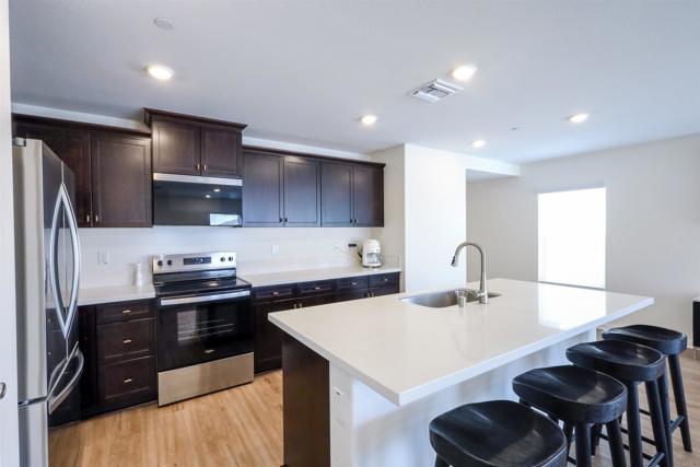 Detail Gallery Image 1 of 40 For 25601 Pine Ridge Rd, Homeland,  CA 92548 - 3 Beds | 2 Baths