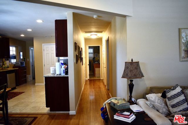 135 Oak Drive photo 6