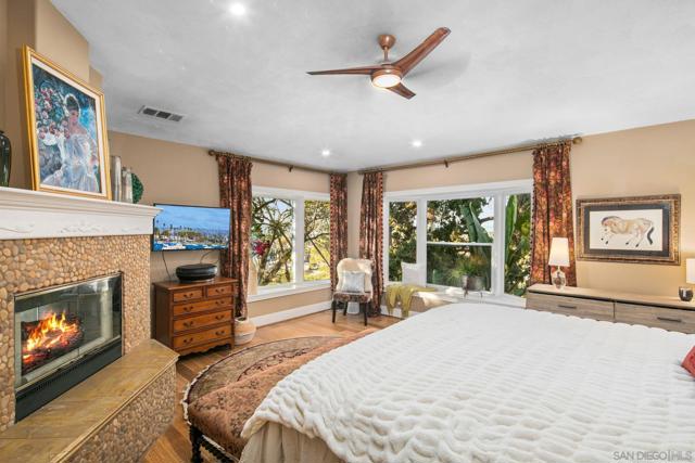 1115 S Mollison Ave, El Cajon CA: https://media.crmls.org/mediaz/d5f9db6b-f0df-4d60-8aa0-8754c47f32ab.jpg