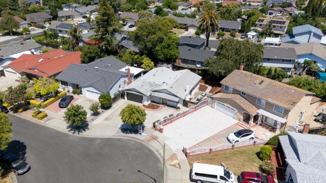1776 Via Flores, San Jose CA: https://media.crmls.org/mediaz/d5fa2e88-bc7c-443a-82f1-d47c86e0897a.jpg