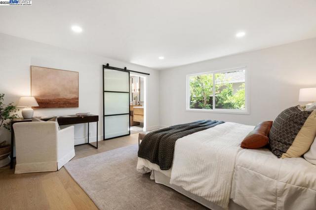 2662 Tuliptree Ln, Santa Clara CA: https://media.crmls.org/mediaz/d5fa3f6e-da52-418c-b158-90d620202bd8.jpg