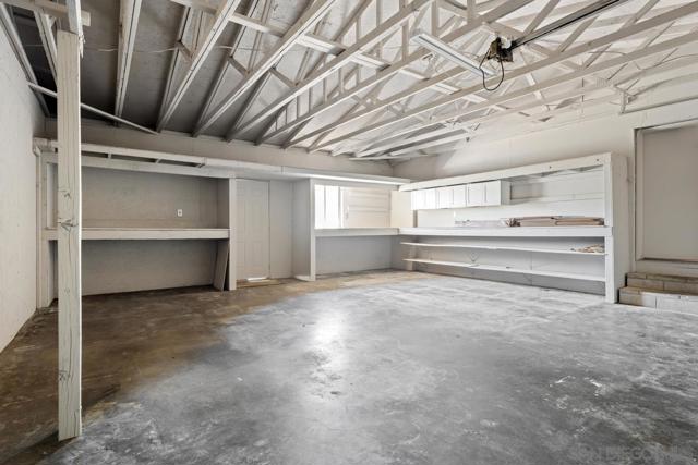 3511 Lakeview Dr, Julian CA: https://media.crmls.org/mediaz/d5faf5de-4ca6-478f-89a7-23a738045ad0.jpg