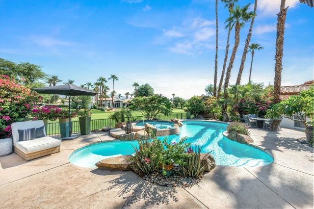 79005 Via San Clara, La Quinta CA: https://media.crmls.org/mediaz/d5fb5b50-f49e-4ffb-87a6-12ba59c96959.jpg
