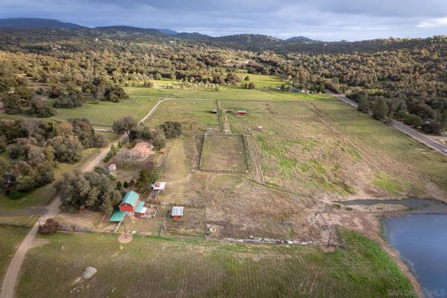 4026 Highway 78, Julian CA: https://media.crmls.org/mediaz/d5fc7eaa-bc8c-4237-9c64-9b0cdb03807e.jpg