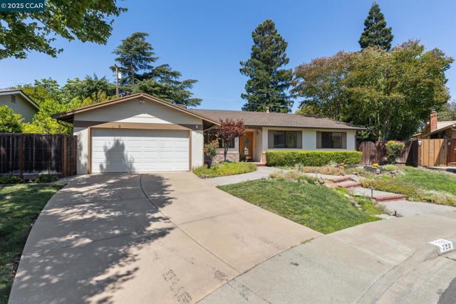 728 San Bruno Ct, Concord CA: https://media.crmls.org/mediaz/d5fd6374-c41d-4e0c-b7b9-ac3dac332c60.jpg