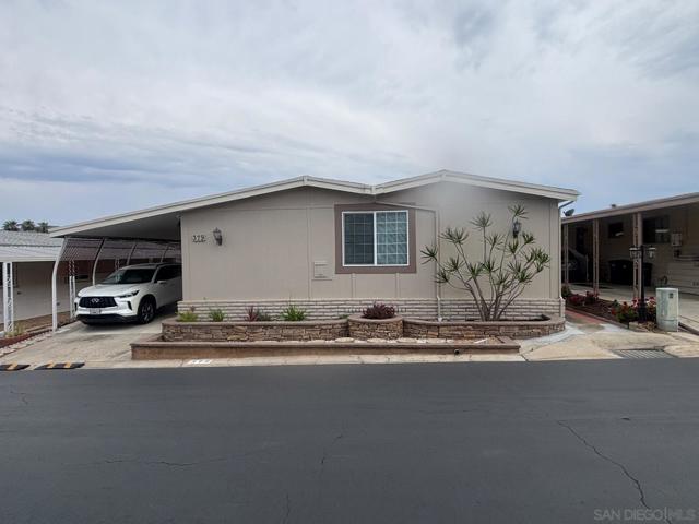 1930 W San Marcos Blvd, San Marcos CA: https://media.crmls.org/mediaz/d5ffdb55-791f-49b8-83dd-b11a86154544.jpg