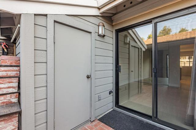 6886 Chantel Court, San Jose CA: https://media.crmls.org/mediaz/d601a063-cc6e-4b56-b500-c8ba2f45bab2.jpg