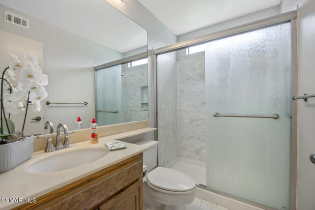 31310 Village 31, Camarillo CA: https://media.crmls.org/mediaz/d60209b1-99df-41e6-9356-cc50fe8734b1.jpg