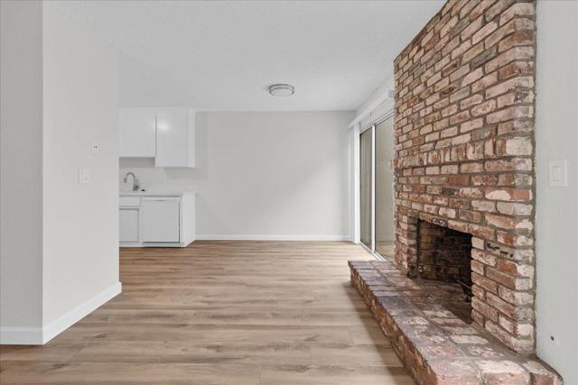 1631 Cherokee Drive, Salinas CA: https://media.crmls.org/mediaz/d6021f2f-879e-44b8-86f7-903e06991b69.jpg