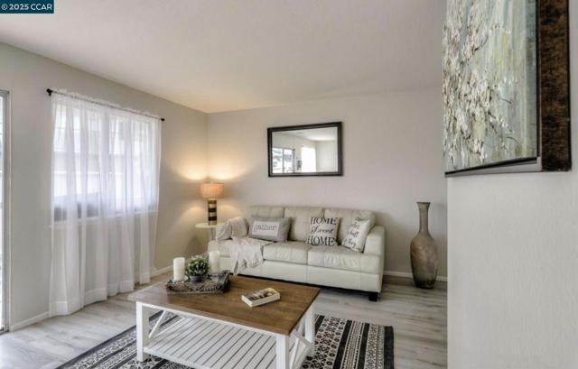 1095 Mohr Ln, Concord CA: https://media.crmls.org/mediaz/d60290d3-c616-4011-b830-ea0bc5cb0161.jpg