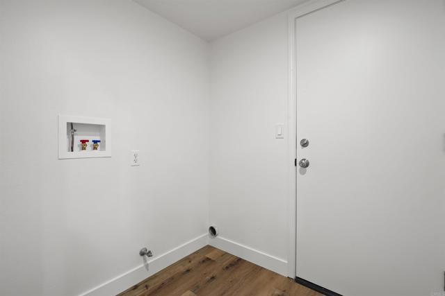 Detail Gallery Image 45 of 54 For 1065 S Hanlon Way, Anaheim Hills,  CA 92808 - 5 Beds | 3/1 Baths