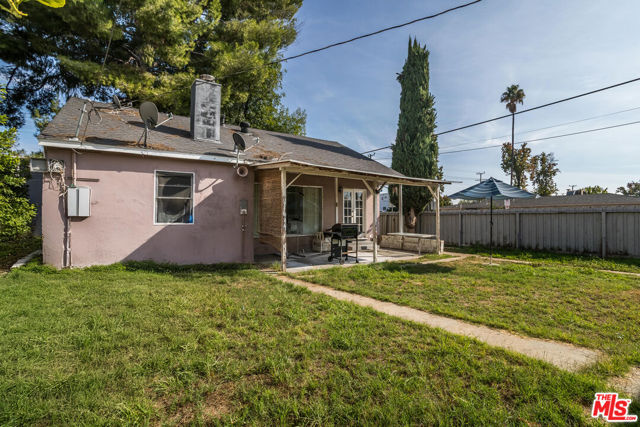 5801 Kester Avenue photo 5