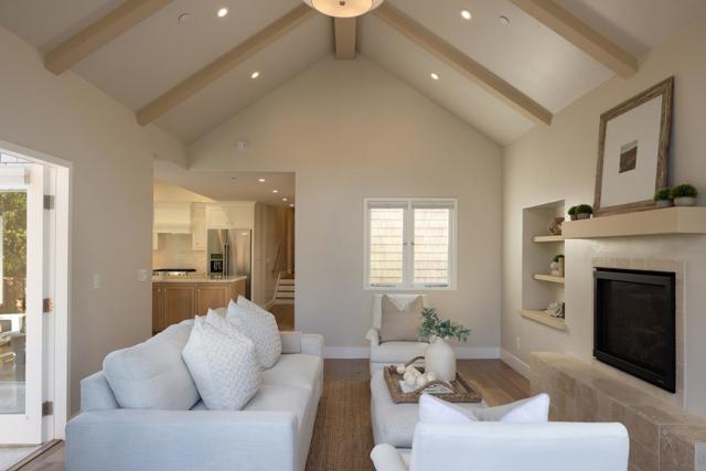 0 Mission 4 NE of 10th Avenue, Carmel CA: https://media.crmls.org/mediaz/d604f7db-bdce-43a3-8346-f29762ce138f.jpg