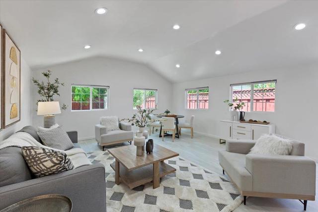 3562 Earl Drive, Santa Clara CA: https://media.crmls.org/mediaz/d607ca85-743a-4fe0-a97a-3ff5d275f77f.jpg
