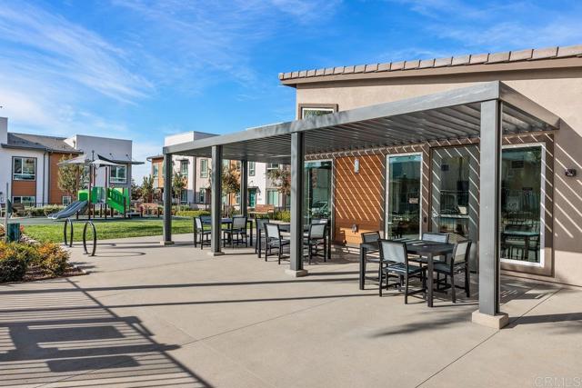 Detail Gallery Image 37 of 41 For 1047 Arrowood Trail, Vista,  CA 92081 - 3 Beds | 2/1 Baths