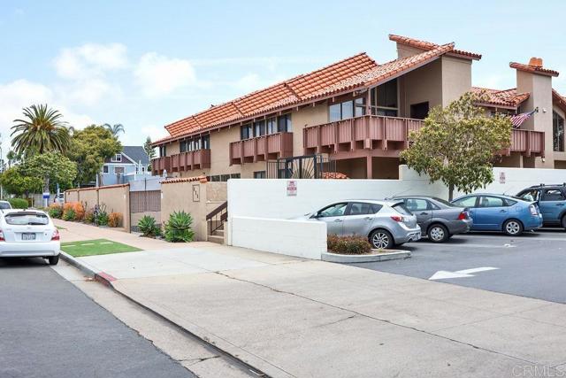 835 D Ave, Coronado, California 92118, 2 Bedrooms Bedrooms, ,3 BathroomsBathrooms,Residential Lease,For Rent,835 D Ave,CRPTP2306200