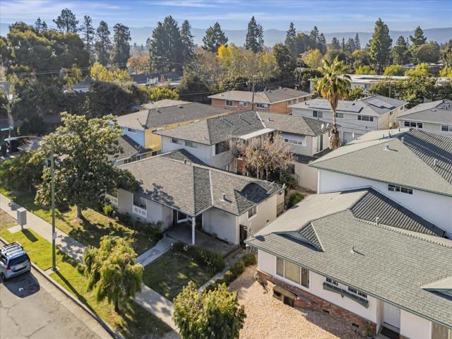 477 Greendale Way, San Jose CA: https://media.crmls.org/mediaz/d60afaf9-98a7-424d-a7a7-c7b92e7df548.jpg