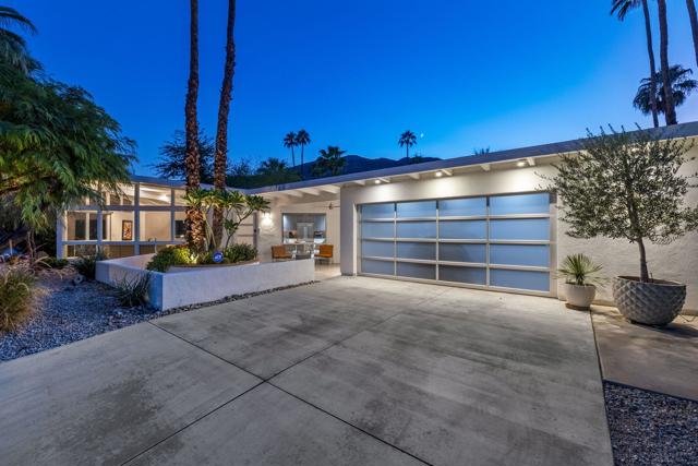 71653 Mirage Road, Rancho Mirage CA: https://media.crmls.org/mediaz/d60f4cdf-bf90-42df-aa64-4dc892b7f891.jpg