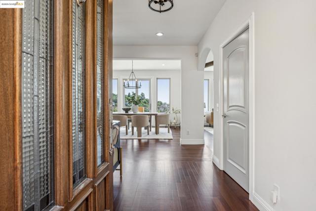 530 Gravatt Dr, Berkeley CA: https://media.crmls.org/mediaz/d60faf68-261f-4451-86d2-d00c83f693fd.jpg