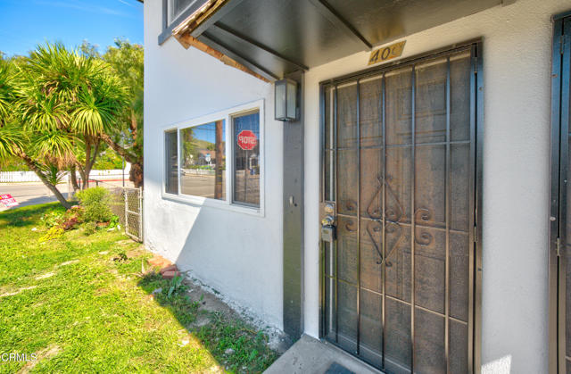 Detail Gallery Image 2 of 11 For 400 Arcade Dr, Ventura,  CA 93003 - 2 Beds | 1/1 Baths