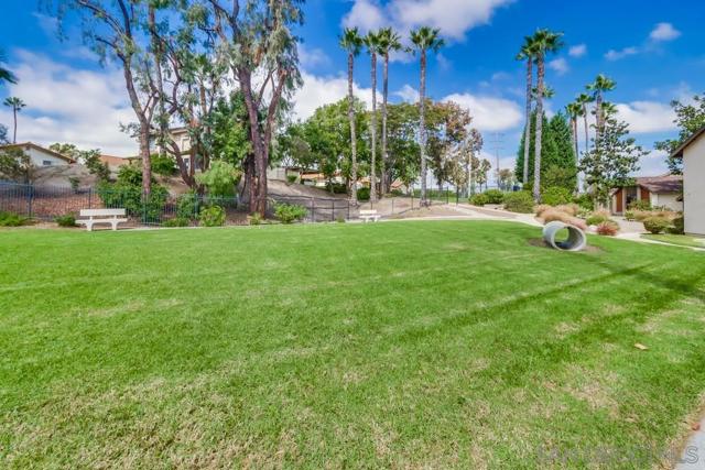 8233 Warmwood Ave, Spring Valley CA: https://media.crmls.org/mediaz/d61291be-69f8-4283-892e-7ff15e11e912.jpg