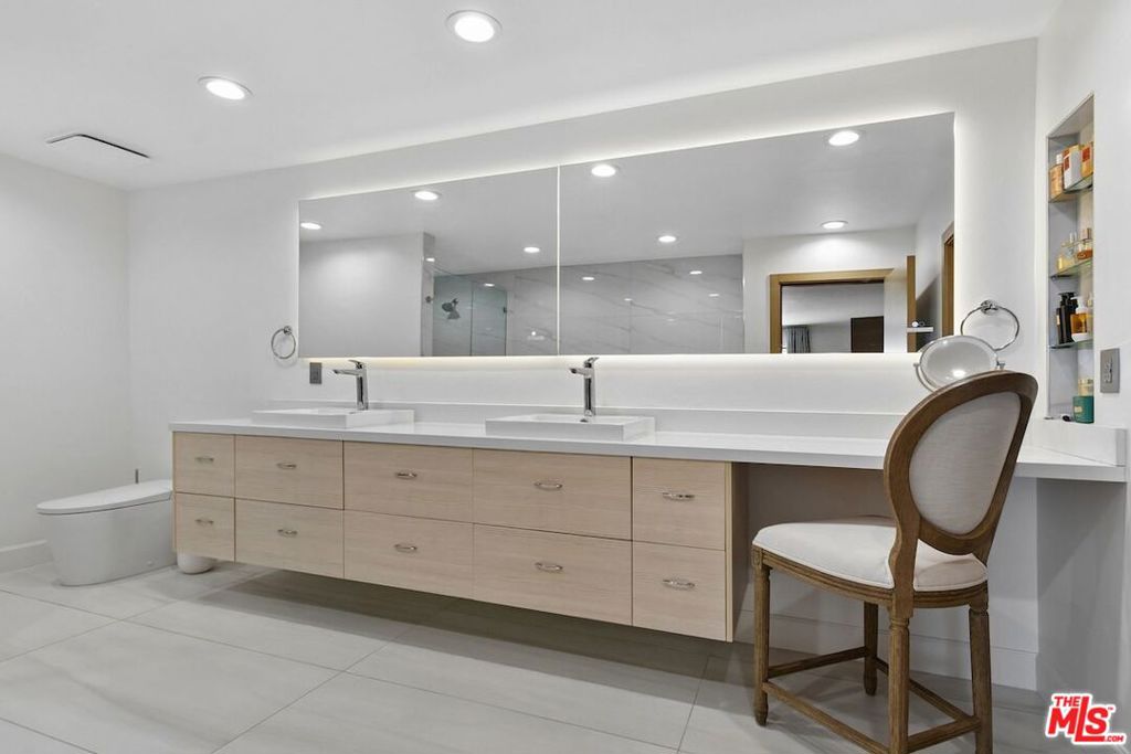 MLS #26915335 image #49