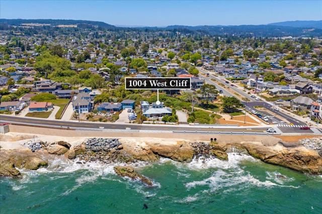 1004 W Cliff Drive, Santa Cruz CA: https://media.crmls.org/mediaz/d6158226-f400-4ada-91fb-9048ecef4daa.jpg