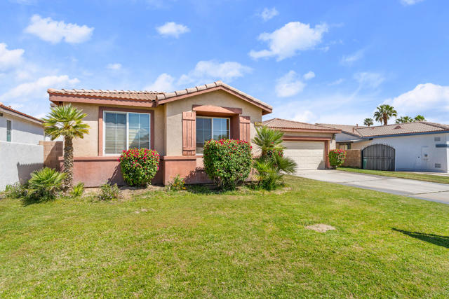 80722 Diamondback Trail, Indio CA: https://media.crmls.org/mediaz/d6161434-5ca4-4572-8fc7-7754c951b0d4.jpg