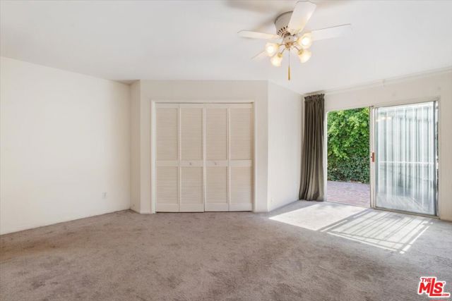 4210 Alcove Avenue, Studio City CA: https://media.crmls.org/mediaz/d61913e7-03d3-4791-945a-ad31d1aff982.jpg