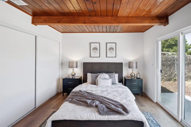 613 Payne Dr, Richmond CA: https://media.crmls.org/mediaz/d61a357f-e299-46d3-8a2f-a71ba216a342.jpg
